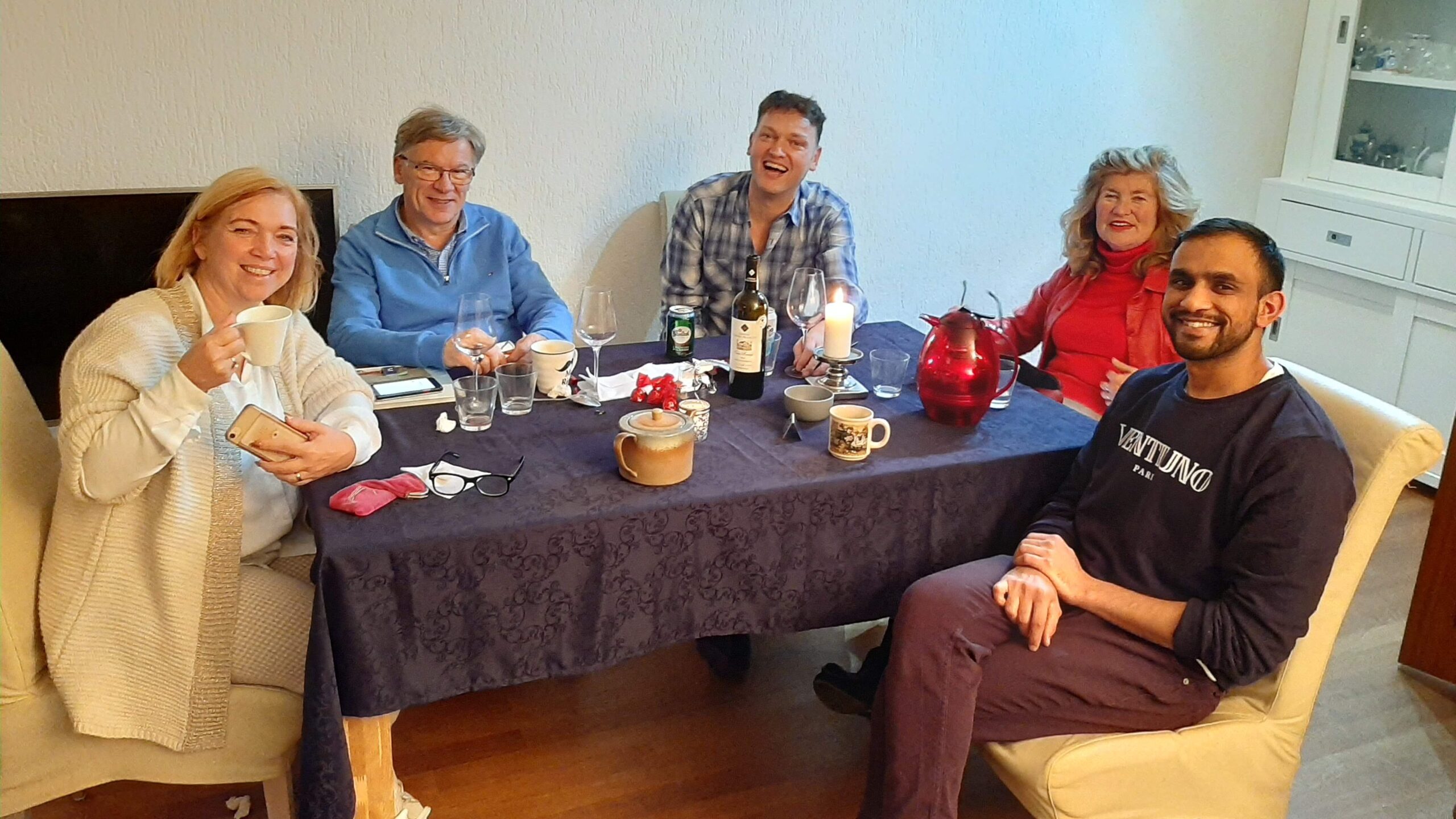 De leden van de beleggingsclub Kaizenran bij elkaar